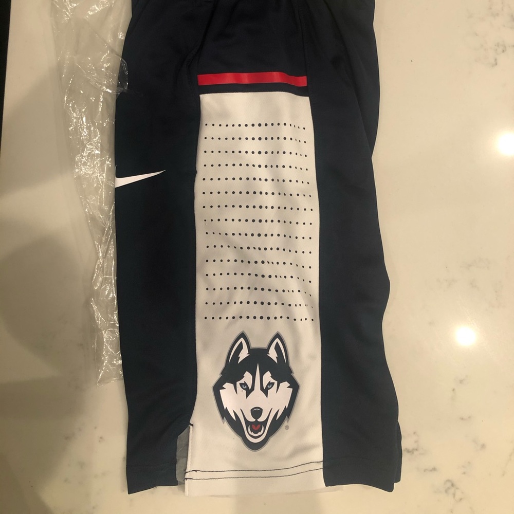 UConn Huskies shorts